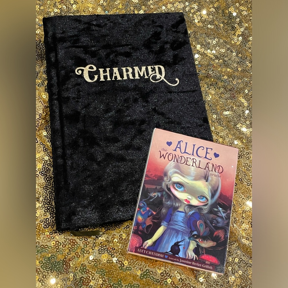 ALICE the WONDERLAND oracle 45-Card Deck W/NWOT Black Velvet CHARMED Journal